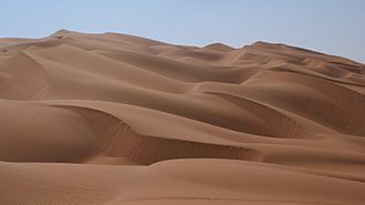 Dunes de sable dans le Rub' al Khali ("quartier vide") d'Arabie Saoudite