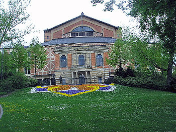 Bayreuth Festspielhaus, como visto hoje.