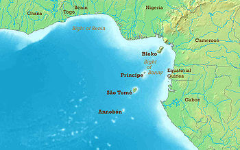 Karte des Golfs von Guinea, auf der die von der kamerunischen Vulkanlinie gebildete Inselkette eingezeichnet ist.