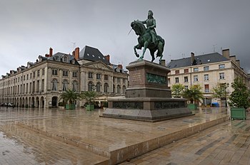 Posąg Joanny d'Arc, Place du Martroi, Orlean.