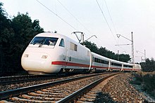 The ICE predecessor train InterCityExperimental. Here for the first time as a complete train underway near Munich (September 25, 1985).