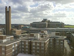 Addenbrooke's Ziekenhuis heeft een sterke band met de Universiteit.