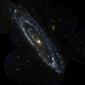 Het Andromeda-stelsel afgebeeld in ultraviolet licht door GALEX  