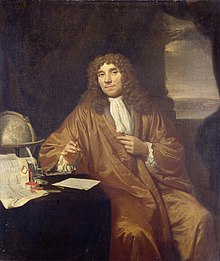 Antonie van Leeuwenhoek describió el aspecto microscópico de los cristales de ácido úrico en 1679.  