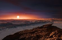 Impression de la surface de Proxima Centauri b. Le système Alpha Centauri peut être vu comme deux petites étoiles dans le ciel.
