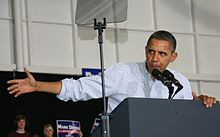 Obama praat in 2010 op de Universiteit van Minnesota