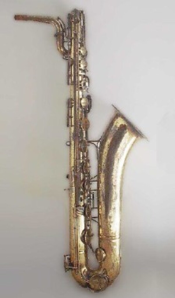Este é um saxofone barítono
