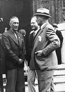 From left to right: Julius Lippert, Avery Brundage and Theodor Lewald in Berlin (1936)