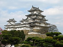 Traditional architecture: Himeji-jō in Japan from the 17th century