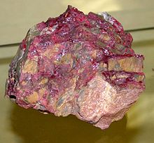 Cinnabar, den naturliga formen av kvicksilver(II)sulfid.  