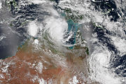 El ciclón Lam y Marcia en febrero de 2015