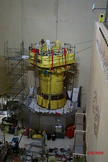 Инспекция на главата на реактора Davis Besse.  