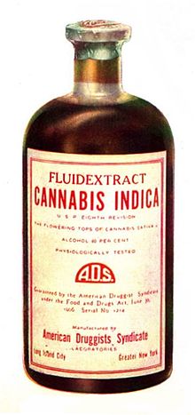 Бутилка с екстракт от Cannabis Indica около 1906 г.  