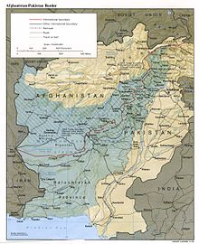 La ligne Durand (en rouge) entre l'Afghanistan et l'Inde britannique. Elle a été nommée d'après Mortimer Durand, un diplomate britannique et fonctionnaire de l'Inde coloniale britannique.