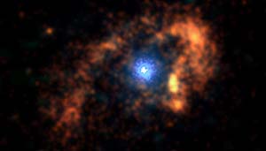 Eta Carinae centre yra superžvaigždė, kaip matyti šioje "Chandra" nuotraukoje. Naujajame rentgeno spindulių stebėjime matomos trys skirtingos struktūros: išorinis, maždaug 2 šviesmečių skersmens pasagos formos žiedas, maždaug 3 šviesmečių skersmens karštas vidinis branduolys ir mažiau nei 1 šviesmečio skersmens karštas centrinis šaltinis, kuriame gali būti superžvaigždė, sukurianti Homunkulo miglą. Išorinis žiedas liudija apie dar vieną didelį sprogimą, įvykusį daugiau nei prieš 1000 metų. Kreditas: Chandros mokslo centras ir NASA