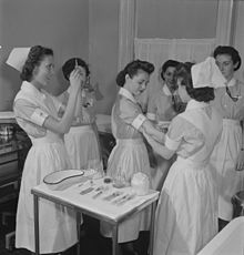 Nursing education in the USA (1942)