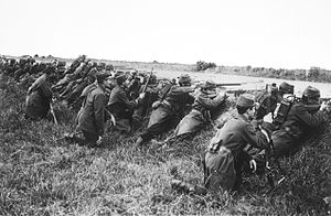 Franse soldaten wachten op de aanval, in een greppel in 1914