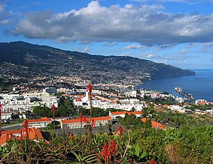 De stad Funchal, hoofdstad van Madeira.  