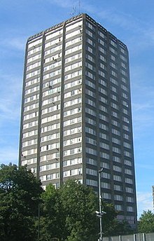 La Torre Grenfell, antes de las reformas, en 2009  