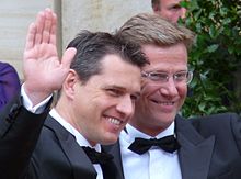 Guido Westerwelle with his life partner Michael Mronz (2009)