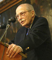 Otto Habsburg speaks (2006)