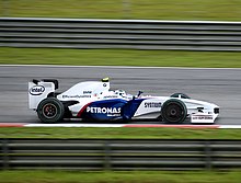 In een teleurstellend laatste jaar voor BMW pakte Nick Heidfeld tijdens de Grand Prix van Maleisië de eerste van de twee podiumplaatsen van het team.  