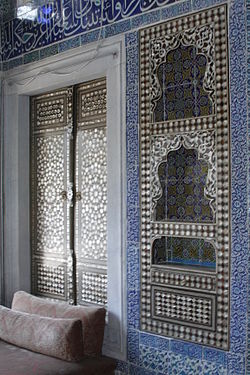 Mother of pearl inlays and tiles in Baghdad kiosk