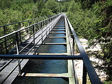 Modernes Aquädukt
