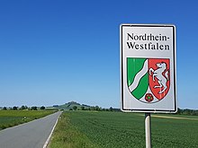 State border to North Rhine-Westphalia near the Hanseatic town of Warburg; in the background the Desenberg, with 345 m landmark and highest elevation of the Warburger Börde near the border triangle NRW-Hesse-Lower Saxony