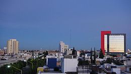 Skyline alei Las Américas w południowo-zachodniej części miasta