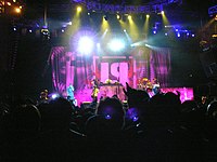 Linkin Park tijdens een concert in 2006  
