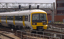 Londra'da Southeastern tarafından işletilen British Rail Class 465