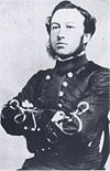 Luitenant Frances H. Cameron in zijn uniform van het Korps Mariniers van de Geconfedereerde Staten, ca. 1864.