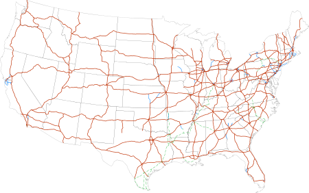 Autopistas interestatales en los 48 estados que limitan entre sí. Las rutas de color púrpura son las autopistas actualmente construidas y abiertas, las de color azul son las rutas de ramales actualmente abiertas y las de color verde son las rutas propuestas, las carreteras futuras o las que se están construyendo.  