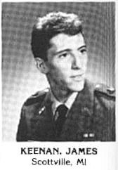 Keenans Foto in einem Jahrbuch der United States Military Academy Preparatory School (Klasse von 1984)