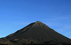 De top van de Pico do Fogo, de hoogste top van de Kaapverdische archipel, gelegen op het eiland Fogo.  