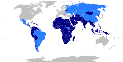 Statele membre ale Mișcării Nealiniate (2018). Statele de culoare albastru deschis au statut de observator.  