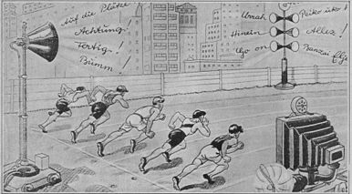 Karikatūra no 1936. gada vasaras olimpiskajām spēlēm ar skatu uz 2000. gadu. Televīzijas tehnoloģija ļauj skatītājiem vērot notikumus mājās, bet radio pārraida viņu pamudinājumus un aplausus uz skaļruņiem stadionā. Karikatūra publicēta laikraksta Berliner Illustrierte Zeitung izdevumā Olympia-Sonderheft.
