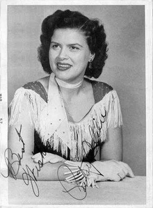 Patsy Cline vuonna 1957  