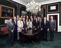 Hier zijn alle kabinetsmedewerkers tijdens het presidentschap van Ronald Reagan  
