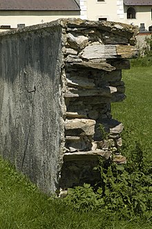 Quarry stone masonry
