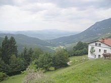 Utsikt mot Vipava-dalen mellan Podkraj och Col  