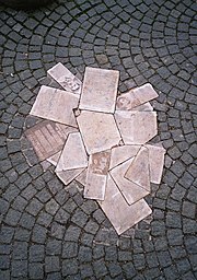 Monument voor de "Weiße Rose" voor de Ludwig-Maximilian-Universiteit, München  