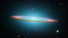 Sombrero Melkweg in infrarood licht (Hubble ruimtetelescoop en Spitzer ruimtetelescoop)