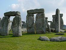 Stonehenge, uważany za zbudowany około 2000-2500 lat p.n.e.