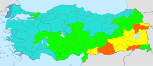 土耳其各省总生育率(2013年)。库尔德人占多数的省份比土耳其人占多数的省份生育率高。      4-5      3-4      2-3      1.5-2      1-1.5