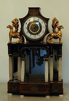 Pendulum clock in the Villa Hammerschmidt