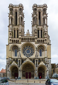 Double tower facade of Notre-Dame de Laon, begun before 1200