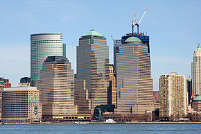 Le Centre financier mondial vu en avril 2011.