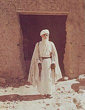 Yezidi chief in Bashiqa (1910s, photo by Albert Kahn)